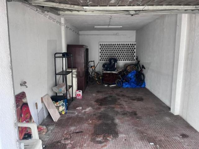 Garagem venda em Seixal, Amora