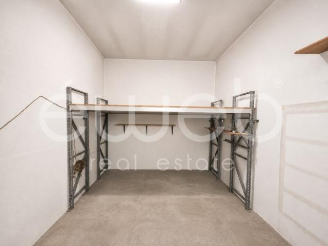 Garagem venda em Grelhal, Setúbal