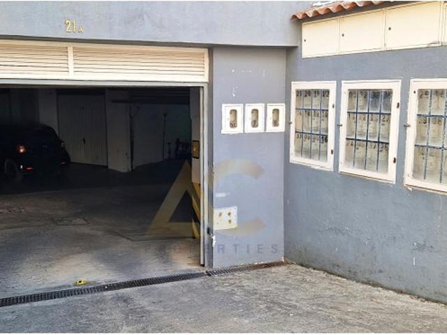 Garagem venda em Vale de Cobro, Setúbal