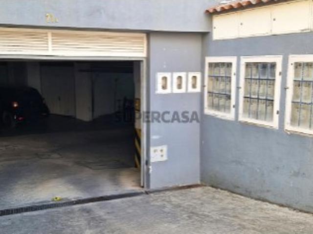 Garagem venda em Setúbal