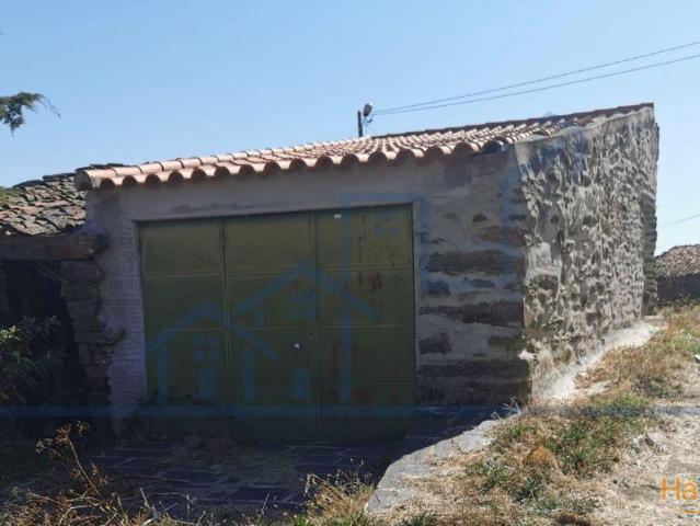 Garagem venda em Torre De Moncorvo, Bragança