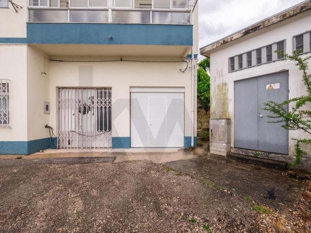 Garagem venda em Coimbrã, Sé Nova