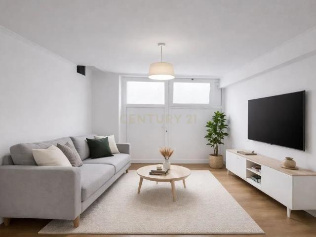 Garagem venda em Alembrança, Almada