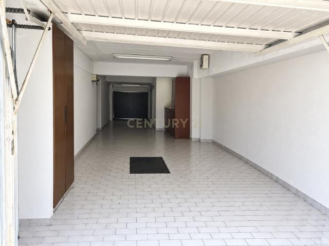 Garagem venda em Tapada das Mercês, Algueirão-Mem Martins