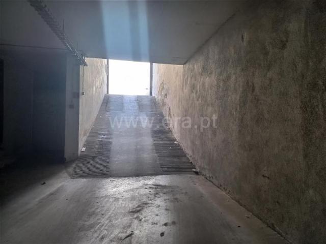 Garagem venda em Olhão, Faro