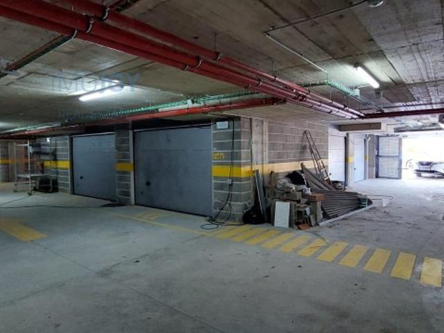 Garagem venda em Bom Retiro, Portimão