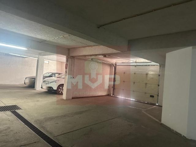 Garagem venda em Olhão, Faro