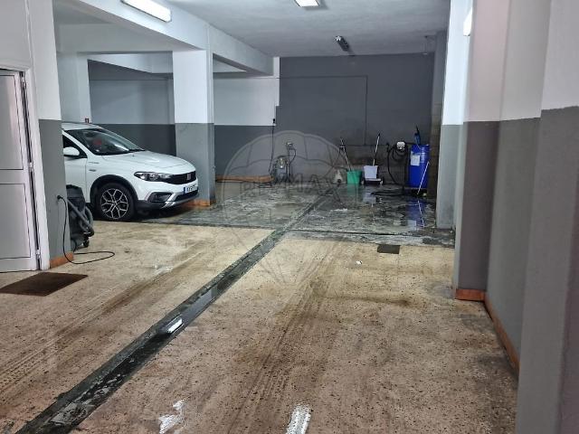 Garagem venda em Ramalha, Almada