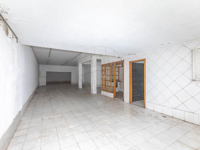 Garagem alugar em Porto