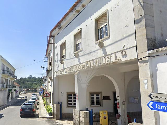 Garagem venda em Ourém, Castelo