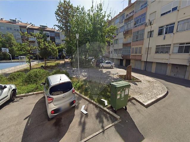 Garagem venda em Entroncamento, Nossa Senhora De Fátima