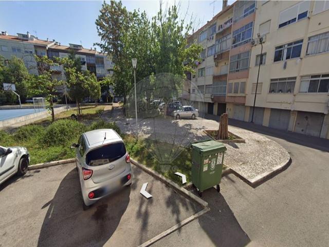 Garagem venda em Entroncamento, Nossa Senhora De Fátima