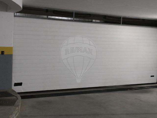 Garagem venda em Morgadinho, Loulé