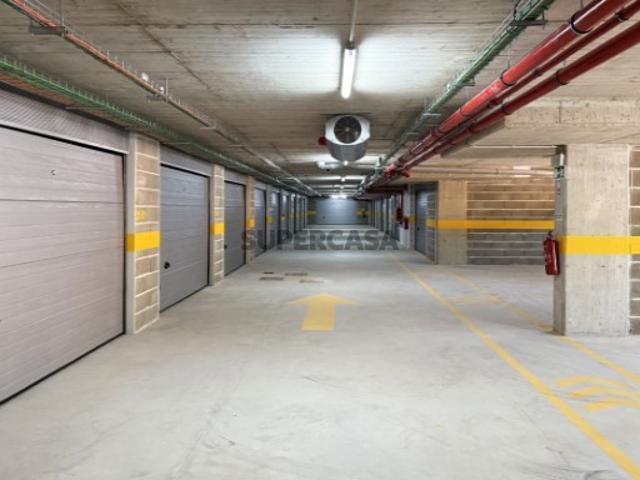 Garagem venda em Portimão, Faro