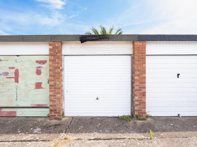 Park Home for sale in Palm Bay, Acol