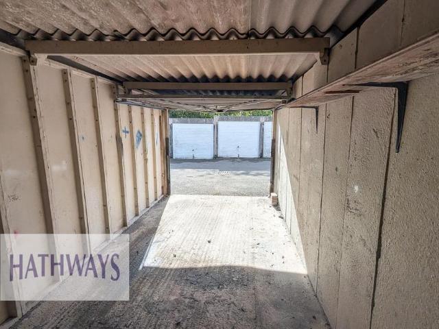 Park Home for sale in Coed Eva, Cwmbrân