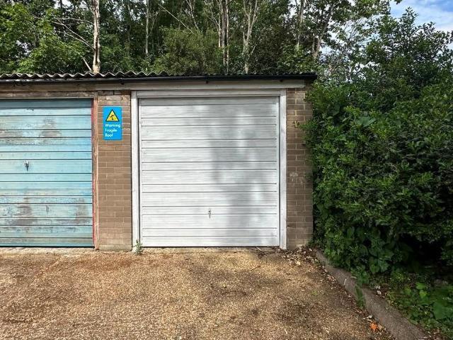 Park Home for sale in Elmers End, Greater London