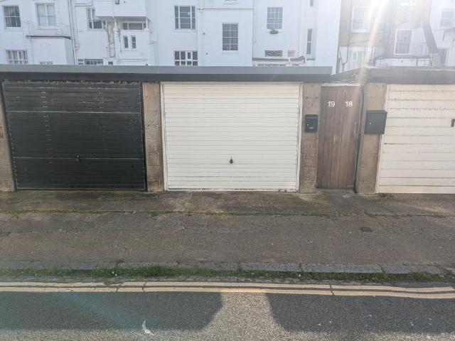 Park Home for sale in Kemptown, Brighton & Hove