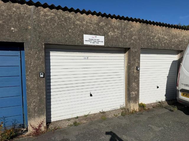 Park Home for sale in Strode, Devon