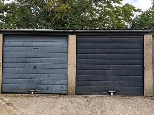 Park Home for sale in Woodford Bridge, Greater London
