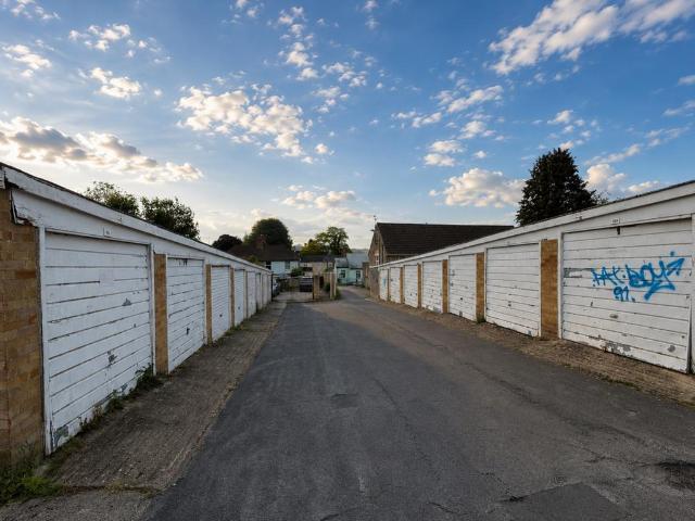 Park Home for sale in Stroud, School House