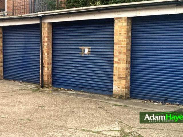 Park Home for sale in Hendon, Greater London