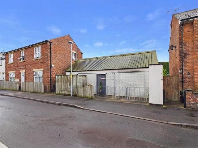 Park Home for sale in Gloucester, Gloucestershire