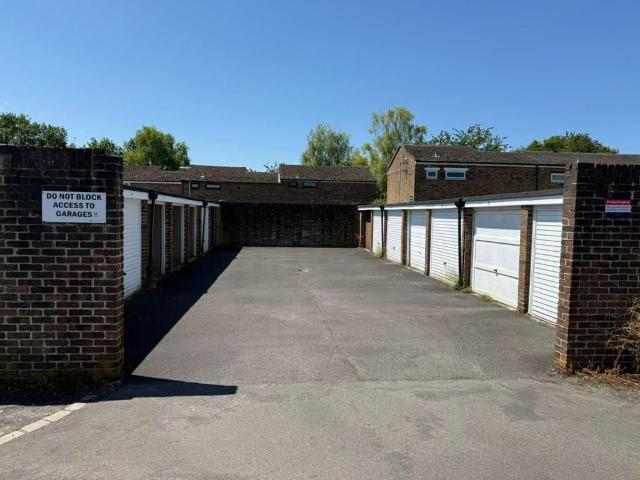 Park Home for sale in Barton Stacey, Hampshire