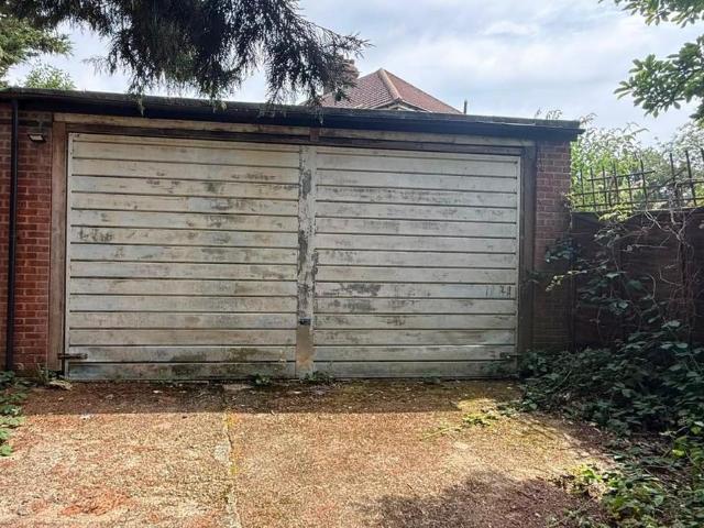 Park Home for sale in New Eltham, Greater London