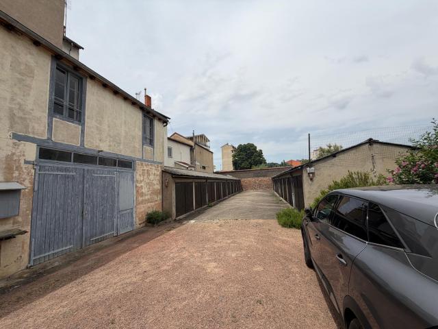 Garage vente à Roanne