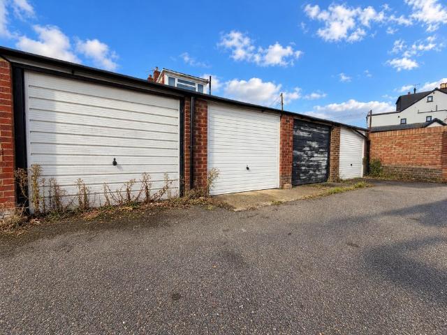 Park Home for rent in Hadleigh, Castle Point