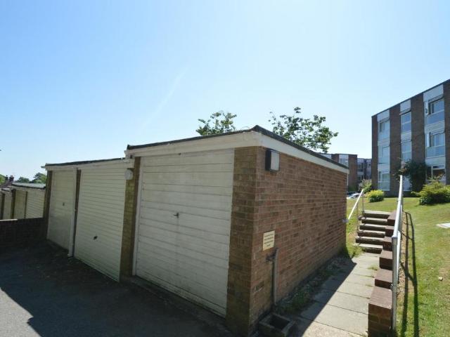 Park Home for rent in Cross In Hand, East Sussex