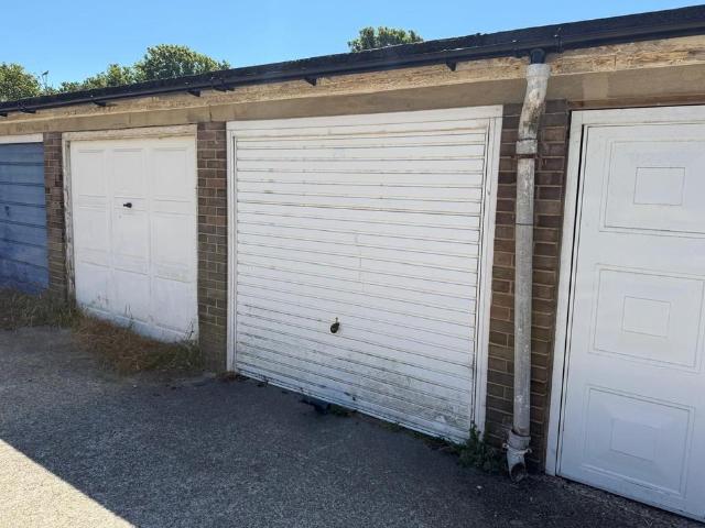 Park Home for rent in Kingston Buci, Fishersgate