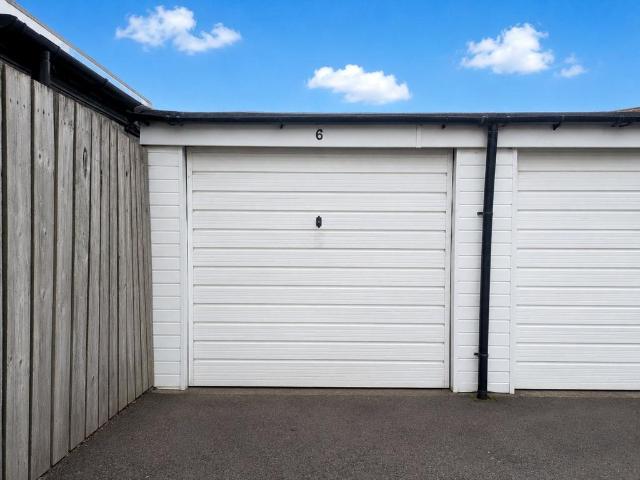 Park Home for rent in New Marske, Redcar And Cleveland