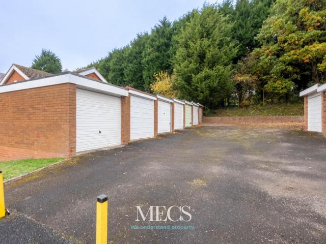 Park Home for rent in Bartley Green, West Midlands