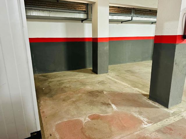 Garaje en alquiler en Almería, Andalucía