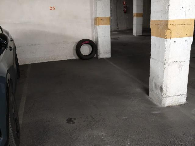 Garaje en alquiler en Siero, Asturias