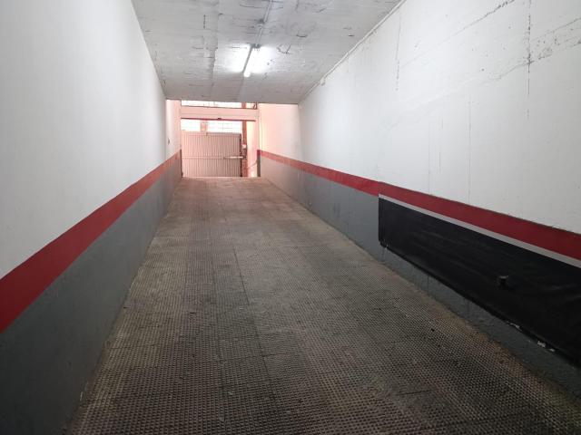 Garaje en alquiler en Nervión, Sevilla