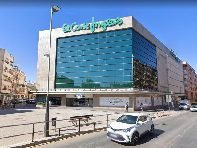 Parking en alquiler en Linares