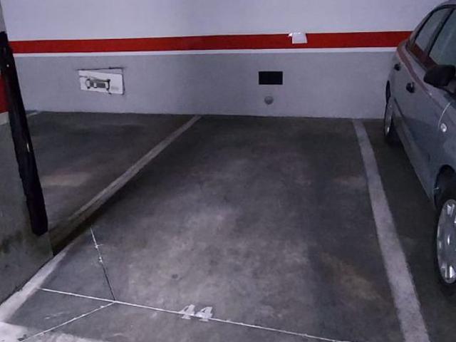 Garaje en alquiler en Madrid, Ventas