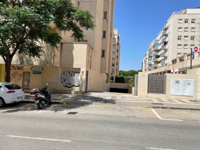 Garaje en alquiler en Málaga, Hacienda Roldán