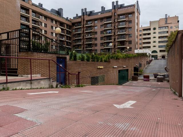 Garaje en alquiler en San Martín, Valladolid