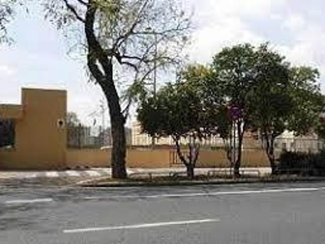 Garaje en alquiler en Nervión, Sevilla