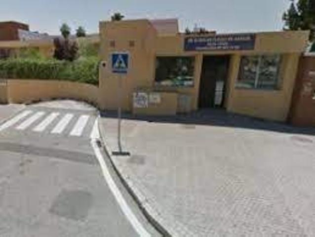 Garaje en alquiler en Nervión, Sevilla
