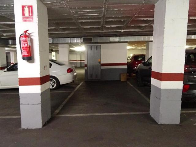 Garaje en alquiler en Nostra Senyora de Gràcia, Alicante