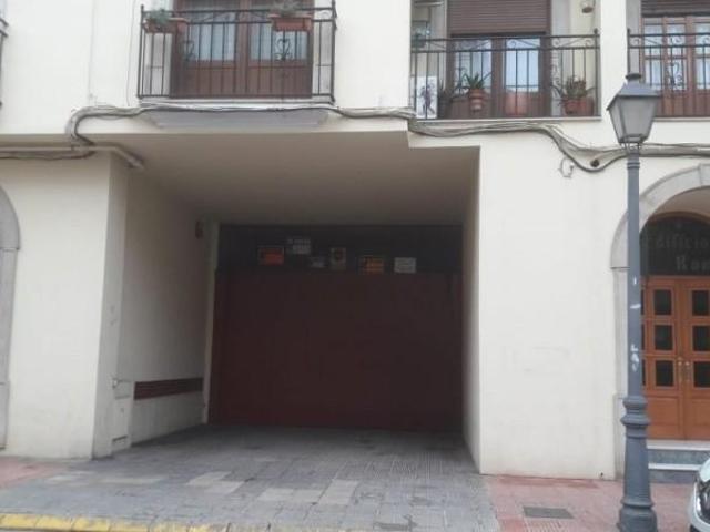 Garaje en alquiler en Almansa