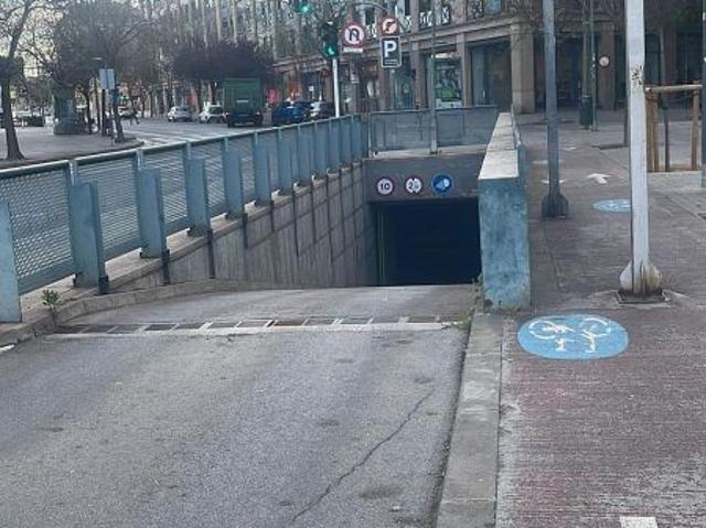 Parking en alquiler en Sabadell, la Creu Alta Parking en alquiler en Sabadell, la Creu Alta