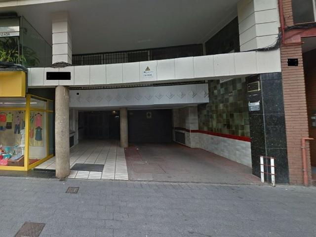 Parking en alquiler en Santa Coloma De Gramenet, Centre