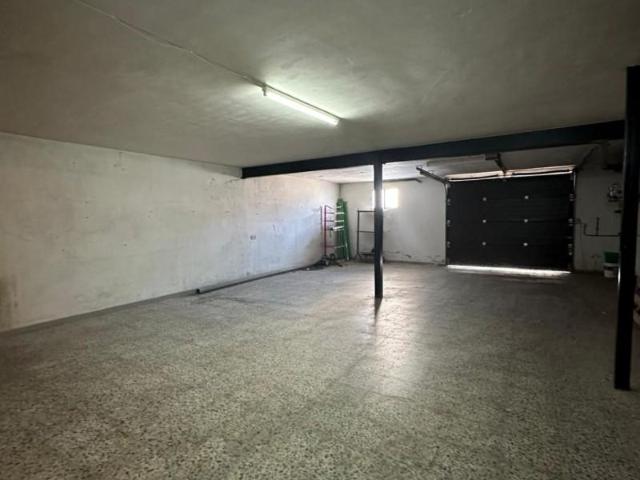 Garaje en alquiler en Azuaga, Badajoz