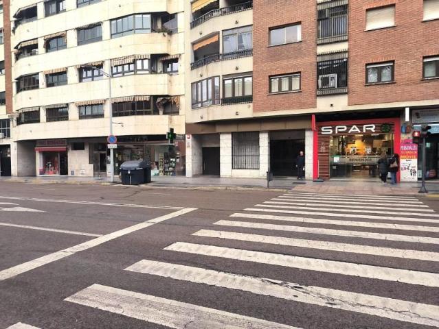 Parking en alquiler en Badajoz, Pardaleras